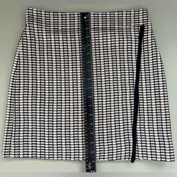 J Crew Light Blush and Black Mini Skirt - Picture 9 of 10